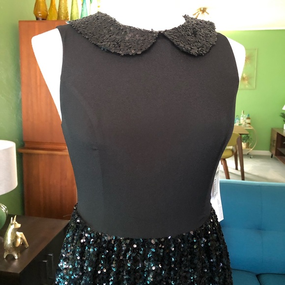 Holiday Dress - Picture 3 of 12